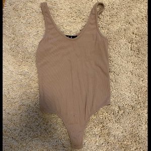 Lulu’s beige bodysuit (M)